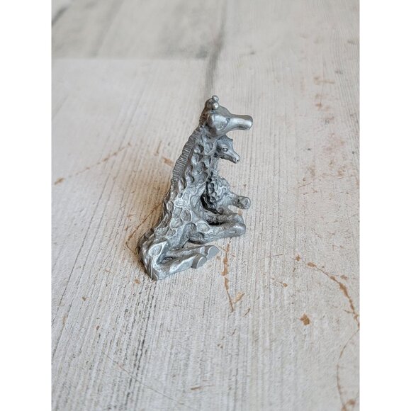 Vintage pewter giraffe mama baby miniature figure decor - Picture 2 of 6